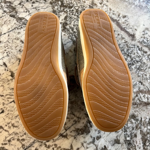 Children’s Sperrys - Picture 4 of 6